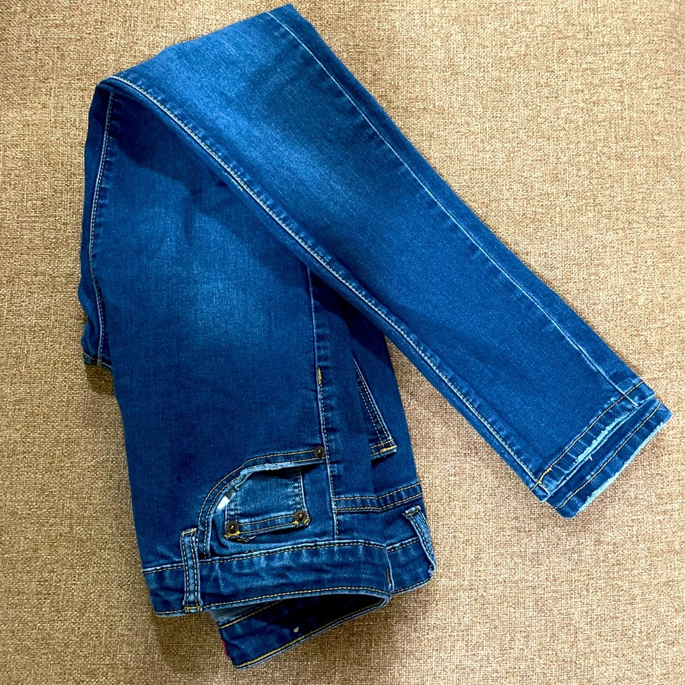 Jean - Picture 2 of 2